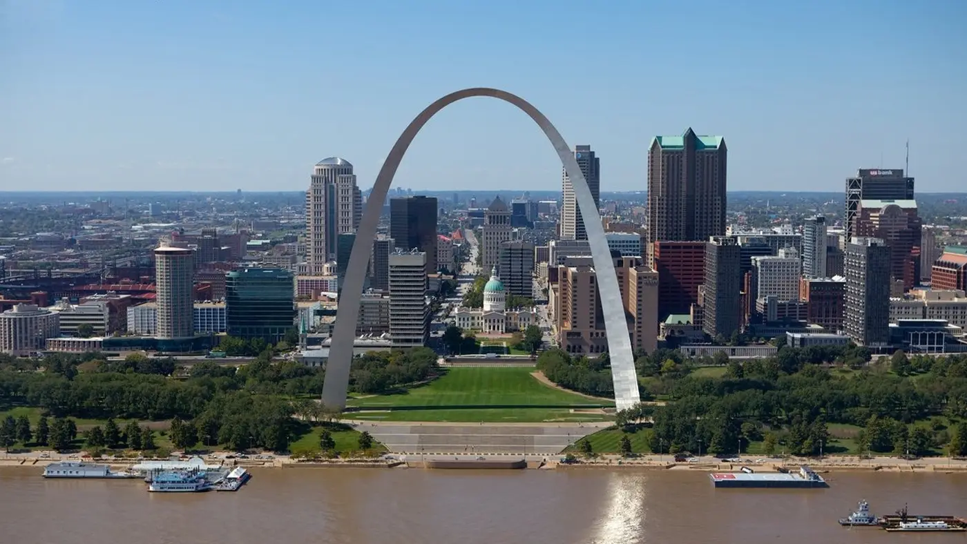 Gateway Arch - St. Louis - Missouri (17275578342) — St. Louis